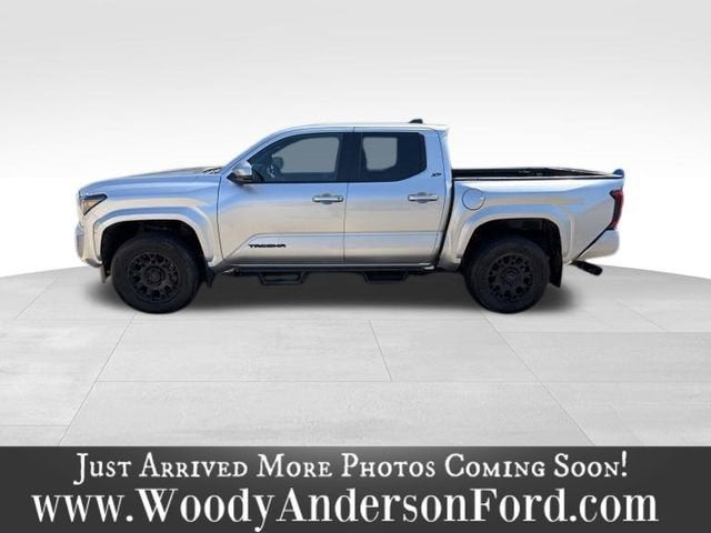 2024 Toyota Tacoma 4WD SR5