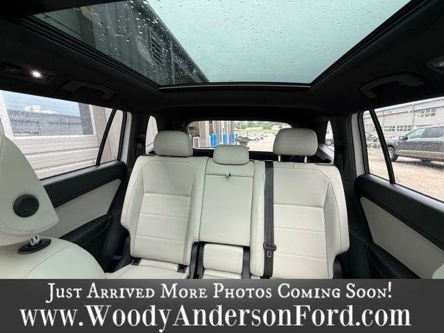 2021 Volkswagen Tiguan SE R-Line Black