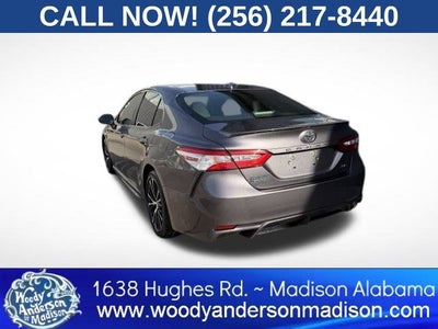 2020 Toyota Camry SE