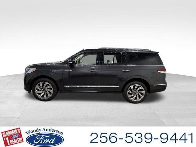 2022 Lincoln Navigator Reserve