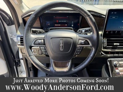 2023 Lincoln Navigator L Black Label