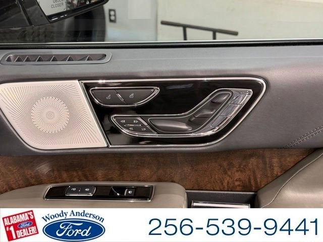 2023 Lincoln Navigator L Black Label
