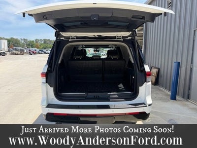 2023 Lincoln Navigator L Black Label