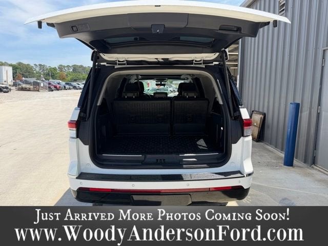 2023 Lincoln Navigator L Black Label