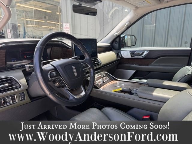 2023 Lincoln Navigator L Black Label