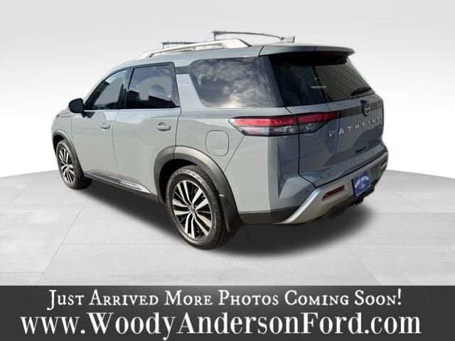 2023 Nissan Pathfinder Platinum