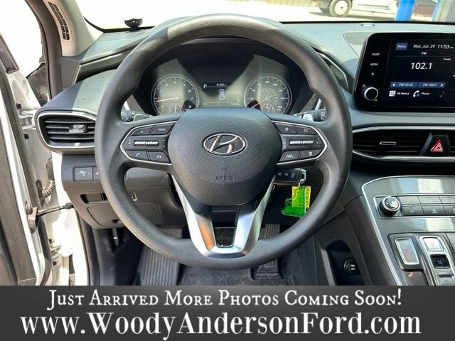 2023 Hyundai Santa Fe SE
