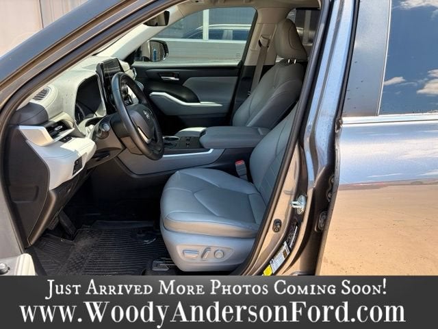 2023 Toyota Highlander XLE