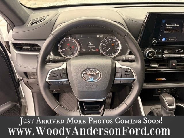 2024 Toyota Highlander XSE