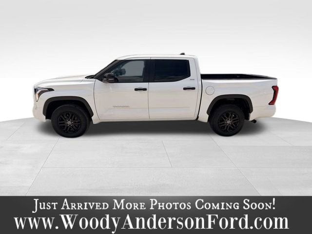 2024 Toyota Tundra 2WD SR5