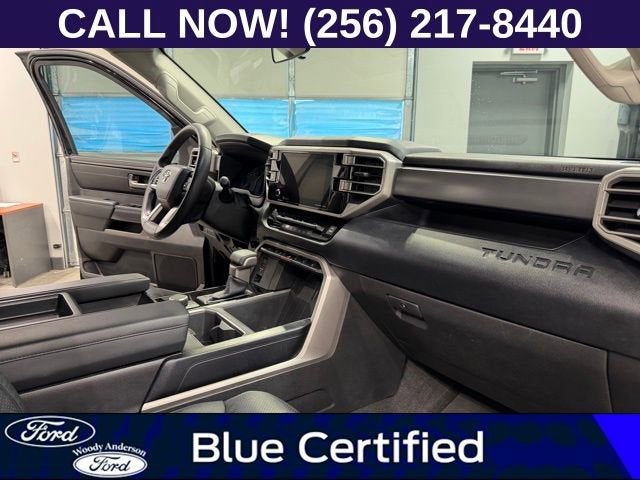 2022 Toyota Tundra 2WD SR5