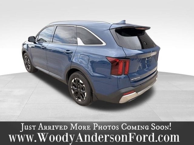 2024 Kia Sorento S