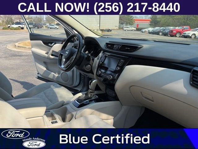 2022 Nissan Rogue Sport SV