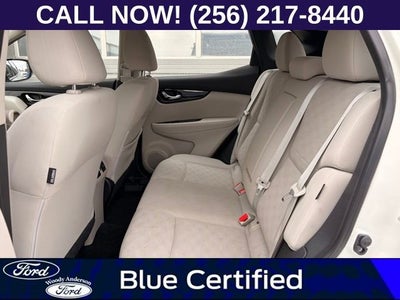 2022 Nissan Rogue Sport SV