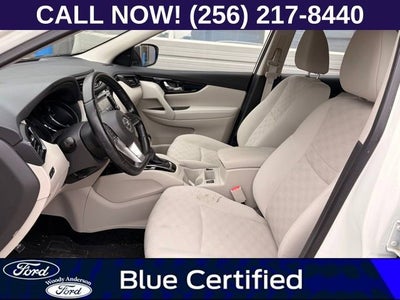 2022 Nissan Rogue Sport SV