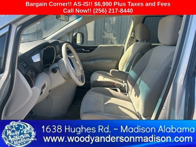 2016 Nissan Quest SV