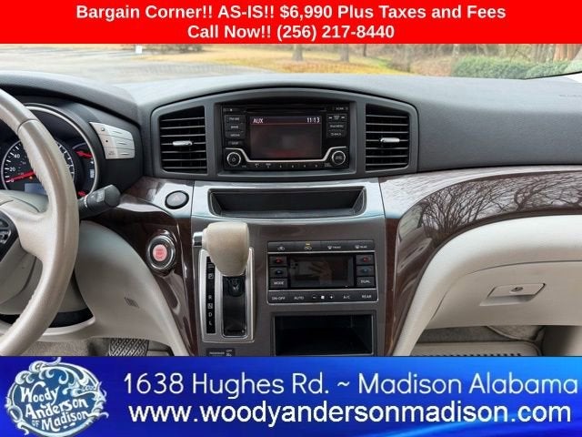 2016 Nissan Quest SV