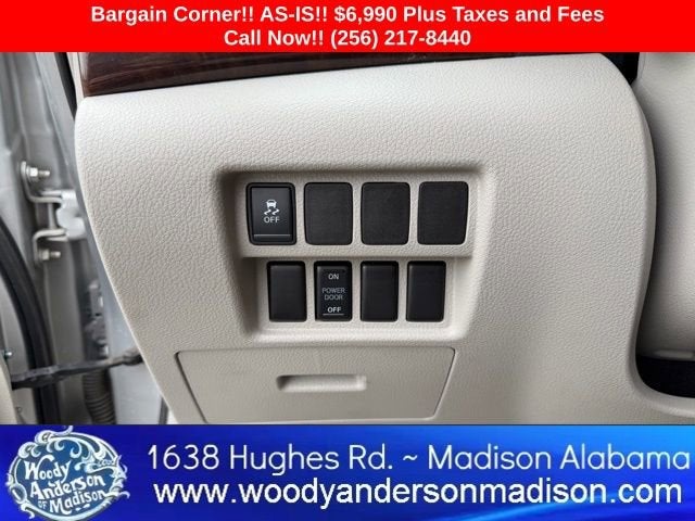 2016 Nissan Quest SV