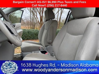 2016 Nissan Quest SV