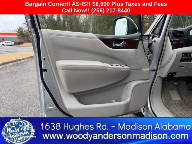 2016 Nissan Quest SV