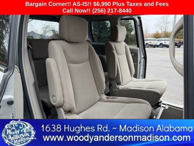 2016 Nissan Quest SV