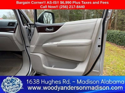 2016 Nissan Quest SV