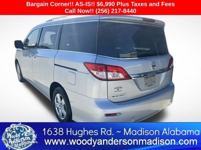 2016 Nissan Quest SV