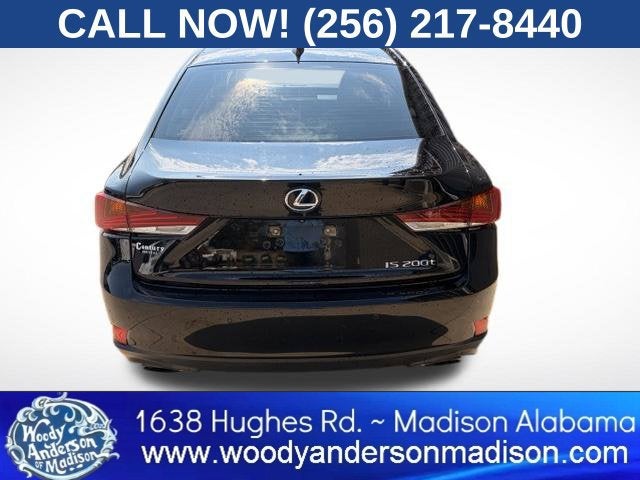 2017 Lexus IS 200t