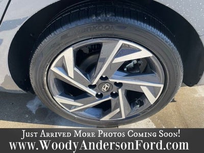 2024 Hyundai Elantra Hybrid Limited