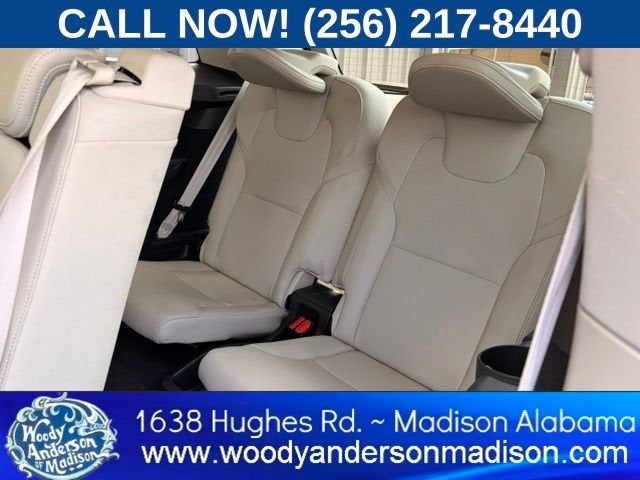 2022 Volvo XC90 Momentum