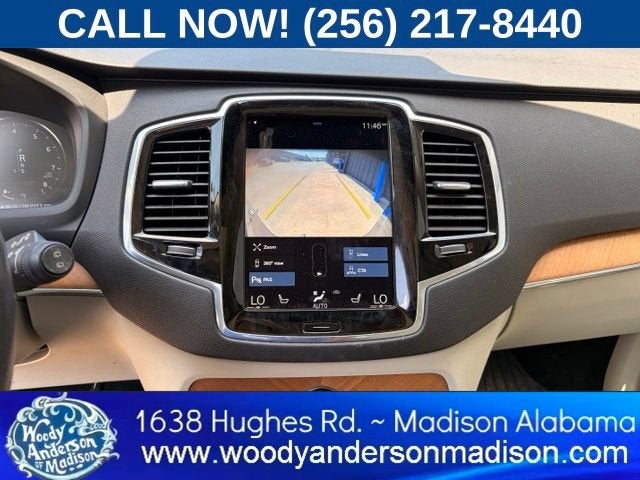 2022 Volvo XC90 Momentum
