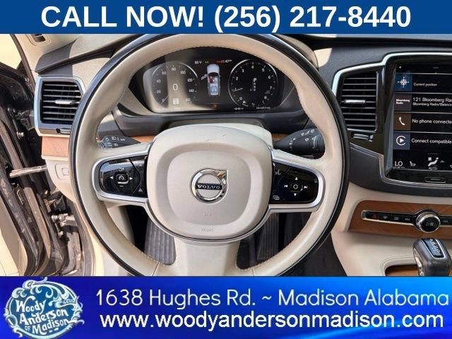 2022 Volvo XC90 Momentum