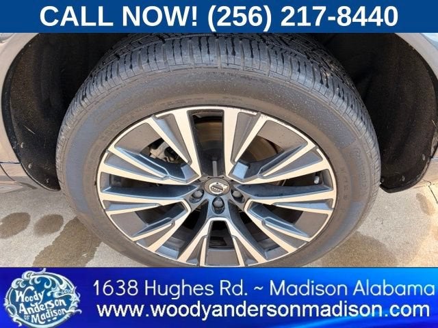 2022 Volvo XC90 Momentum