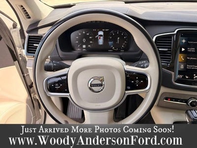 2022 Volvo XC90 Inscription