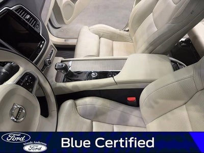 2022 Volvo XC90 Inscription
