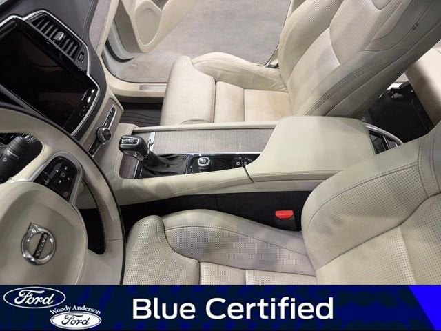 2022 Volvo XC90 Inscription