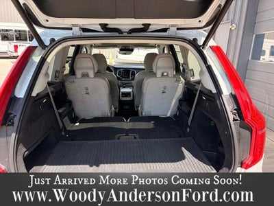 2022 Volvo XC90 Inscription